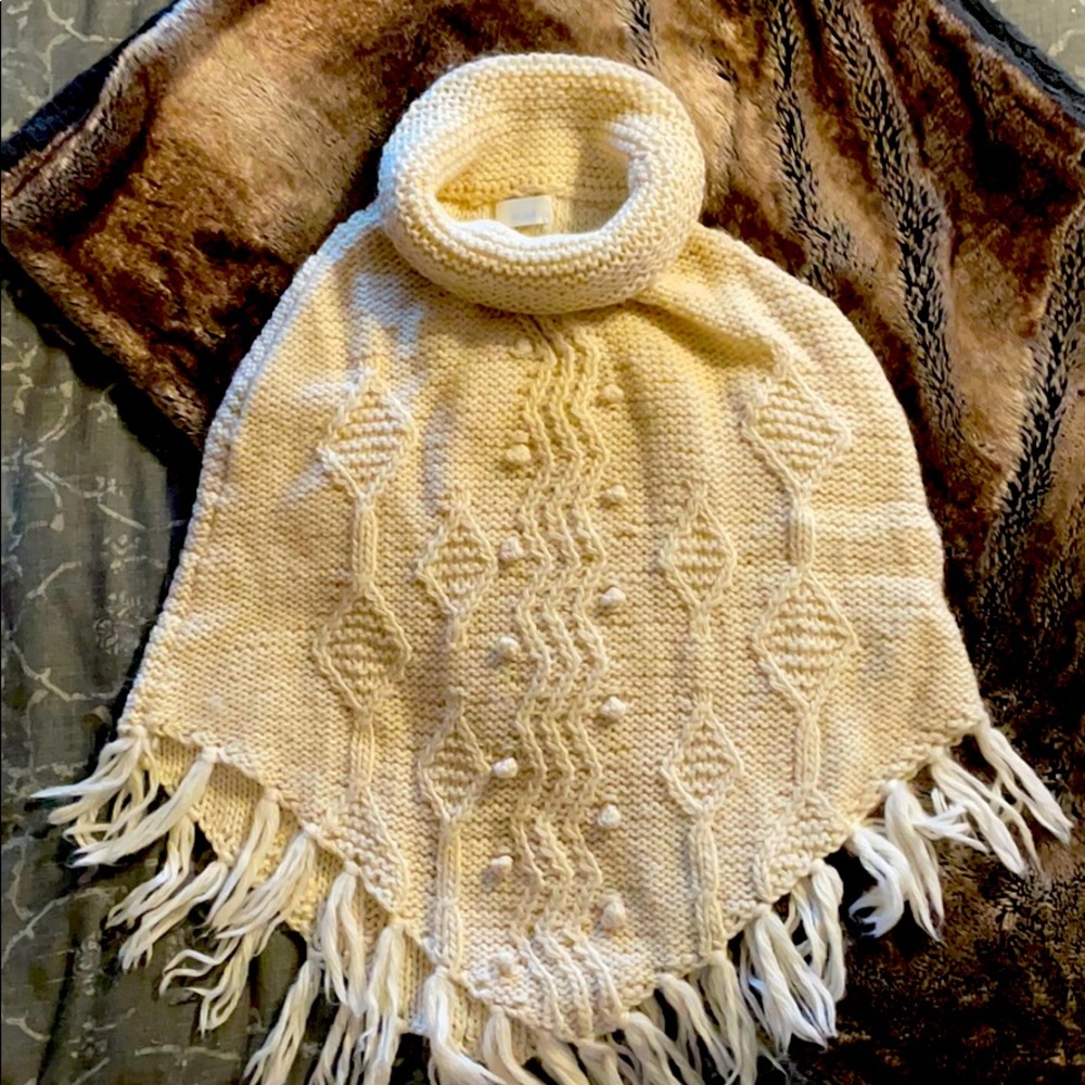 Sweater poncho
